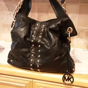 Michael Kors Black Uptown Astor Tortuga Leather Hobo Studded Hobo Bag